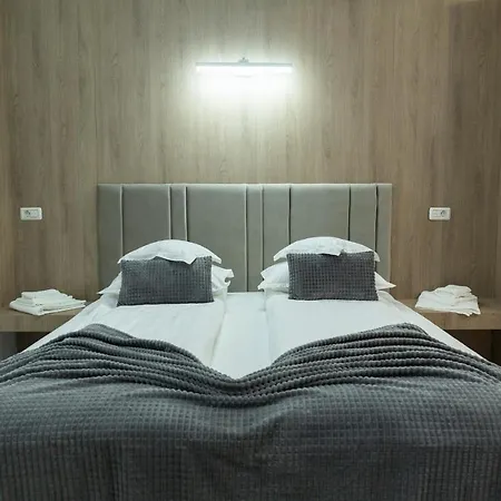 Apartment Studio C1 & 6 Km To Voronet Monastery